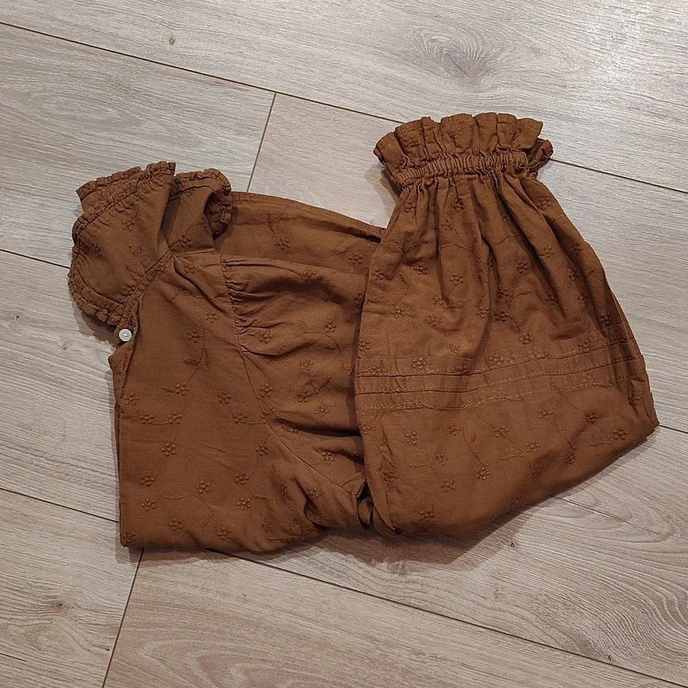 Universal Thread Burnt Orange, Eyelet Button Front Blouse, Ladies X-Small - Picture 7 of 7